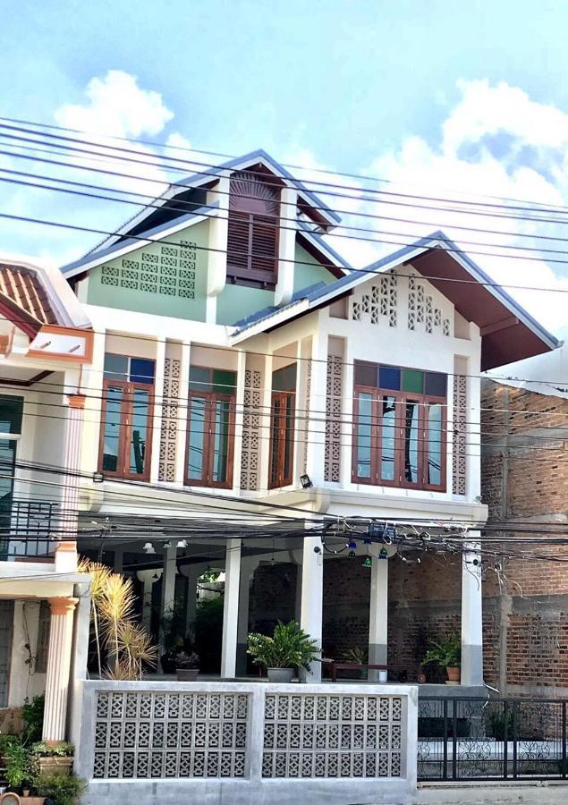 Thaimueang Boutique Hotel Thai Mueang Екстериор снимка