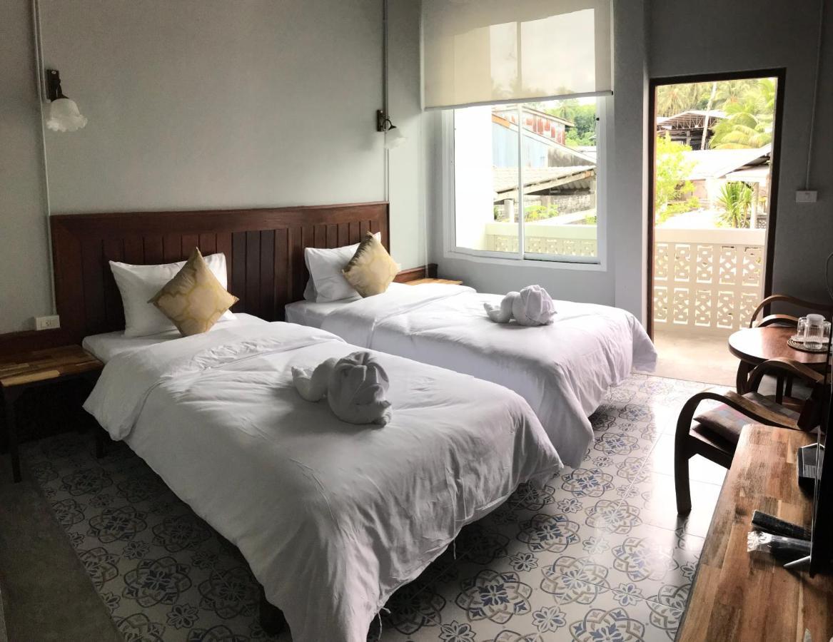 Thaimueang Boutique Hotel Thai Mueang Екстериор снимка
